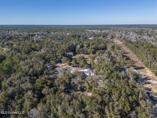 4187 Saussy Lane, Pass Christian, MS 39571