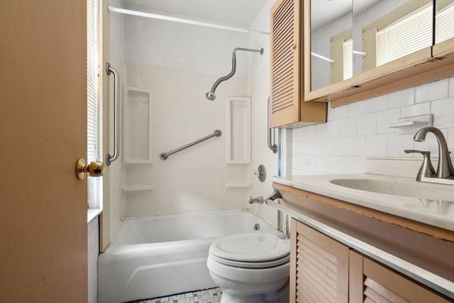 112 Dudley Street, Cambridge, MA 02140