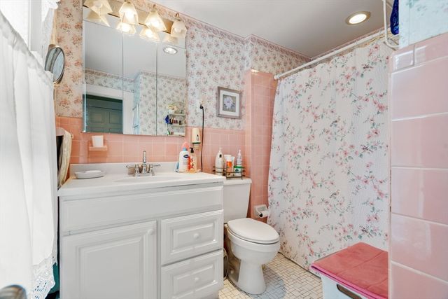 112 Dudley Street, Cambridge, MA 02140