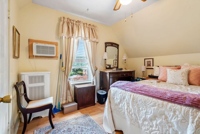 112 Dudley Street, Cambridge, MA 02140