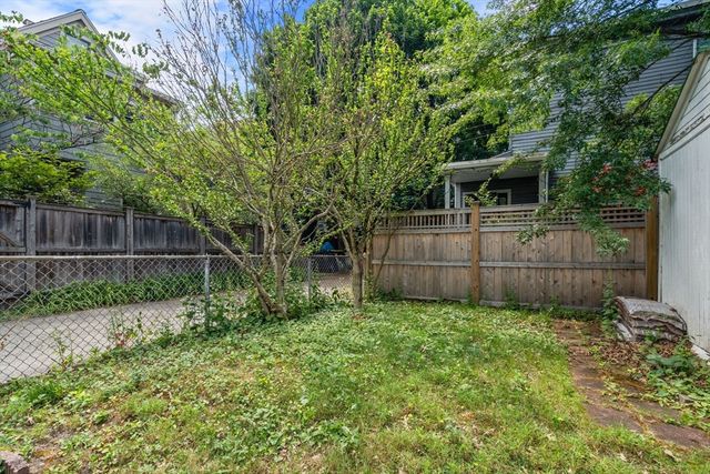 112 Dudley Street, Cambridge, MA 02140