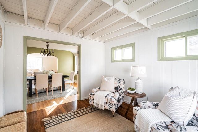 1753 Underwood AVENUE, Wauwatosa, WI 53213