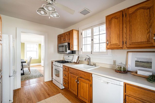 1753 Underwood AVENUE, Wauwatosa, WI 53213