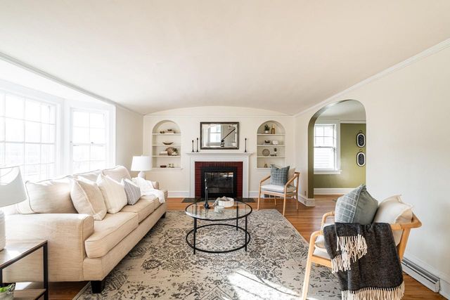 1753 Underwood AVENUE, Wauwatosa, WI 53213