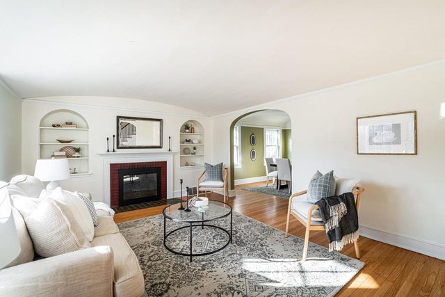 1753 Underwood AVENUE, Wauwatosa, WI 53213