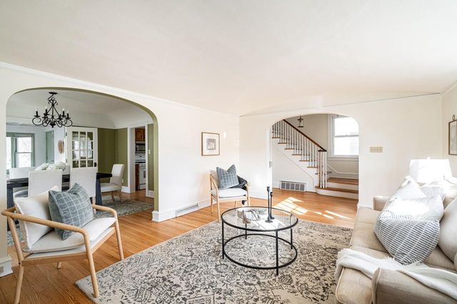 1753 Underwood AVENUE, Wauwatosa, WI 53213