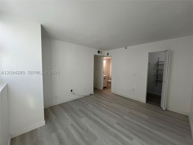 5880 Collins Ave PH-1, Miami Beach, FL 33140
