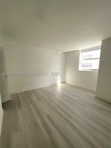 5880 Collins Ave PH-1, Miami Beach, FL 33140