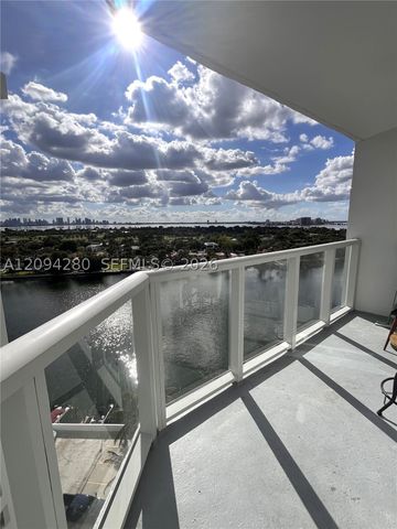 5880 Collins Ave PH-1, Miami Beach, FL 33140