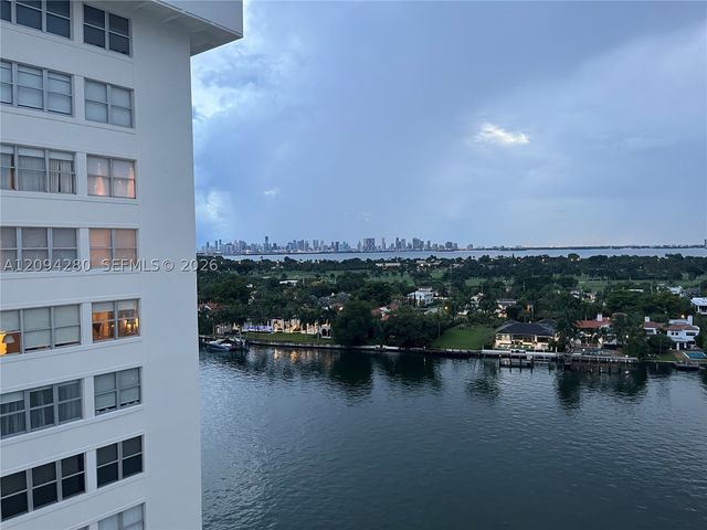 5880 Collins Ave PH-1, Miami Beach, FL 33140