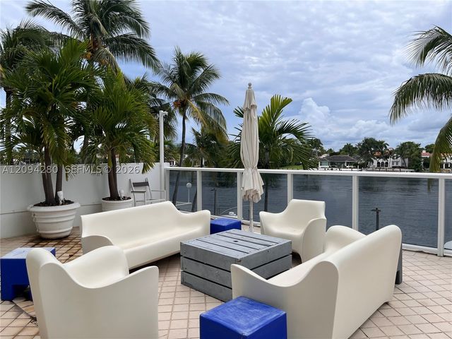 5880 Collins Ave PH-1, Miami Beach, FL 33140