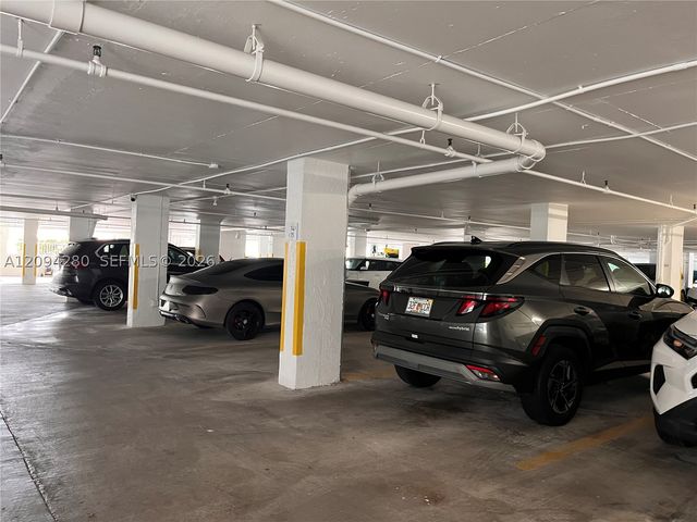 5880 Collins Ave PH-1, Miami Beach, FL 33140
