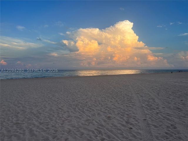 5880 Collins Ave PH-1, Miami Beach, FL 33140
