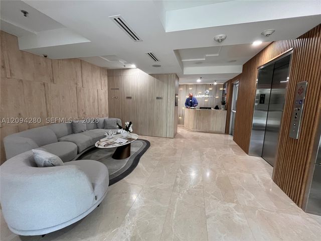 5880 Collins Ave PH-1, Miami Beach, FL 33140