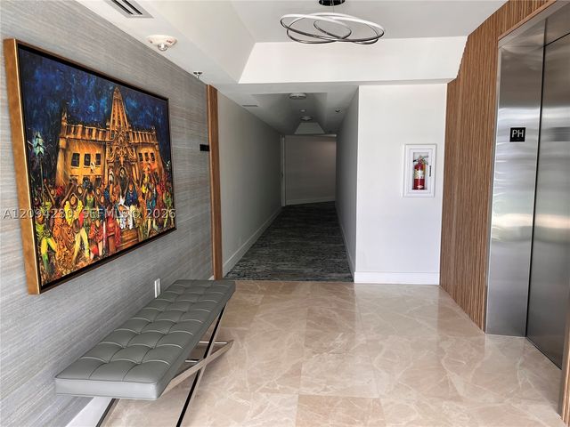 5880 Collins Ave PH-1, Miami Beach, FL 33140