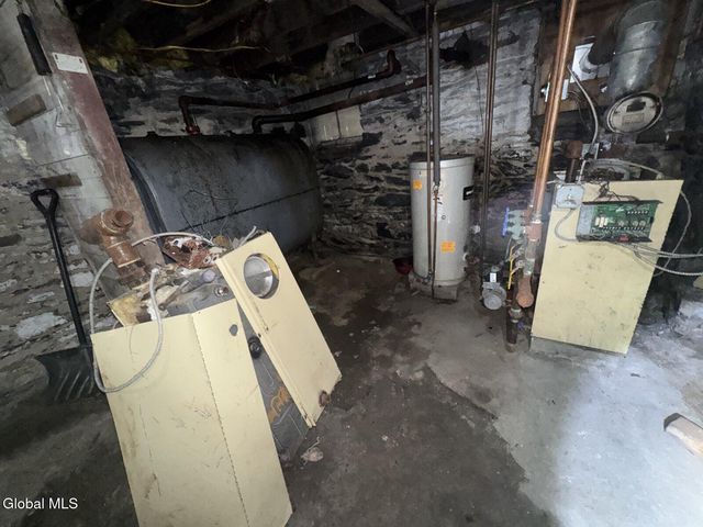 4 Ball Street, Hoosick Falls, NY 12090