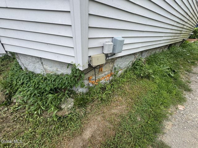 4 Ball Street, Hoosick Falls, NY 12090