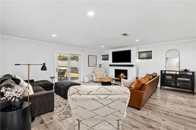 608 Thornhurst Avenue, Glendora, CA 91741