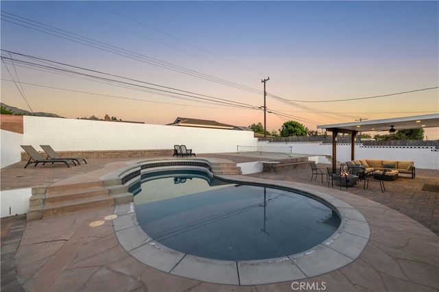 608 Thornhurst Avenue, Glendora, CA 91741