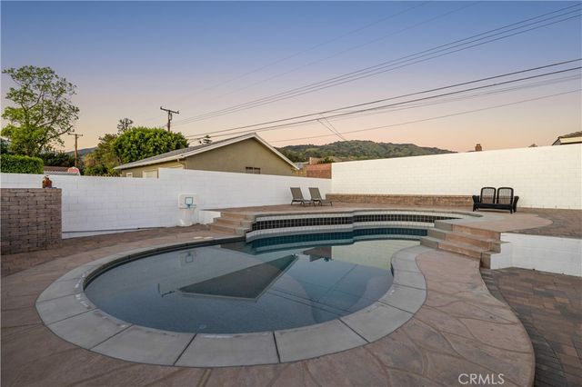 608 Thornhurst Avenue, Glendora, CA 91741
