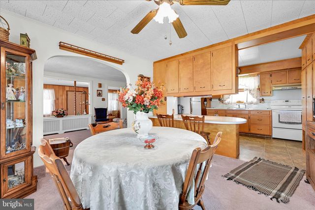 425 W MARKET ST, Orwigsburg, PA 17961