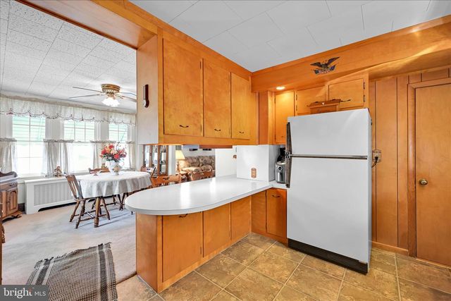 425 W MARKET ST, Orwigsburg, PA 17961