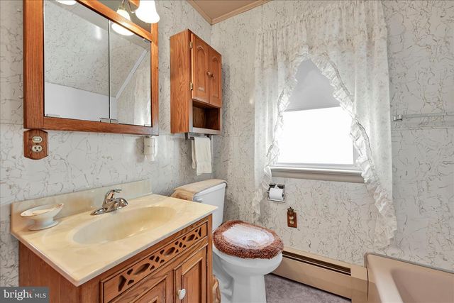 425 W MARKET ST, Orwigsburg, PA 17961