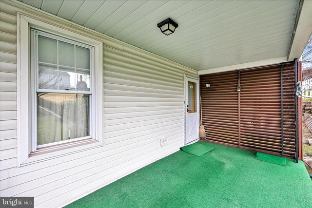 425 W MARKET ST, Orwigsburg, PA 17961