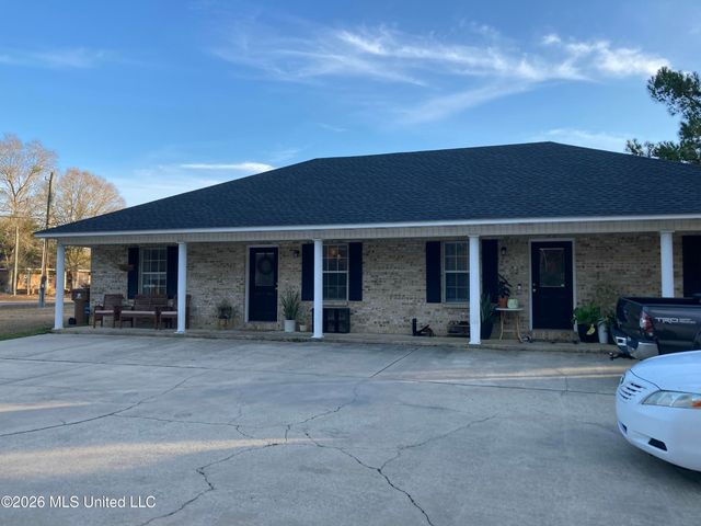 20061 Daugherty Road, A & B, Long Beach, MS 39560