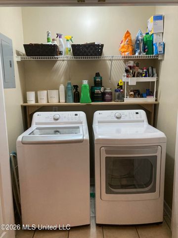 20061 Daugherty Road, A & B, Long Beach, MS 39560