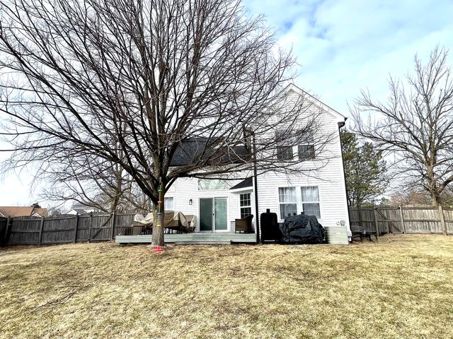 10 Lindsey Court W, Bolingbrook, IL 60440