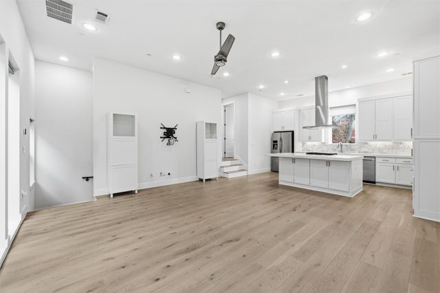 5711 Bryan Parkway 104, Dallas, TX 75206