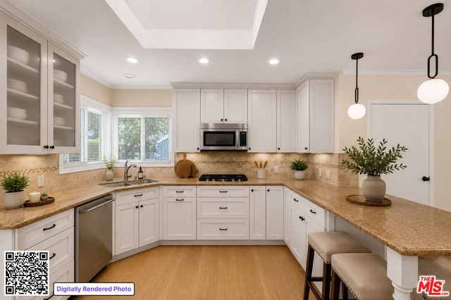 4829 Dempsey Avenue, Encino, CA 91436