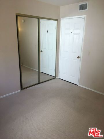 869 S Wooster Street 103, Los Angeles, CA 90035