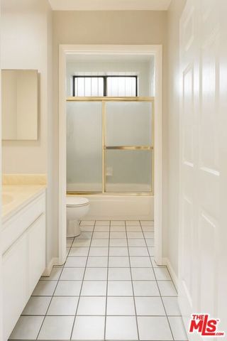 869 S Wooster Street 103, Los Angeles, CA 90035