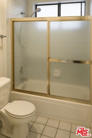 869 S Wooster Street 103, Los Angeles, CA 90035