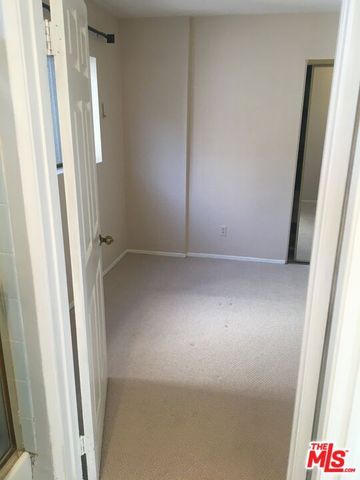 869 S Wooster Street 103, Los Angeles, CA 90035