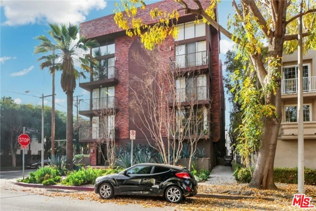 869 S Wooster Street 103, Los Angeles, CA 90035