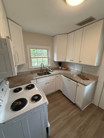 5478 Crown Avenue, North Charleston, SC 29406