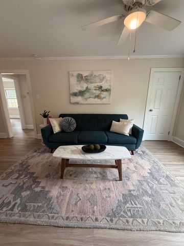 5478 Crown Avenue, North Charleston, SC 29406