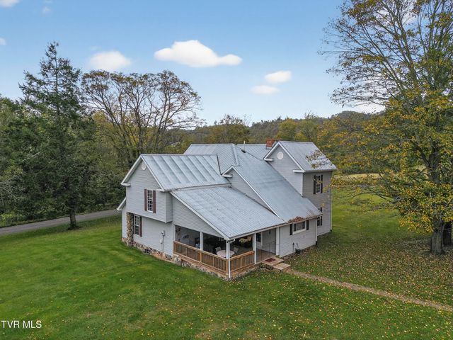 33163 Clinchburg Road, Meadowview, VA 24361