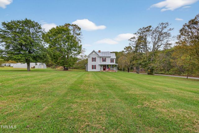 33163 Clinchburg Road, Meadowview, VA 24361