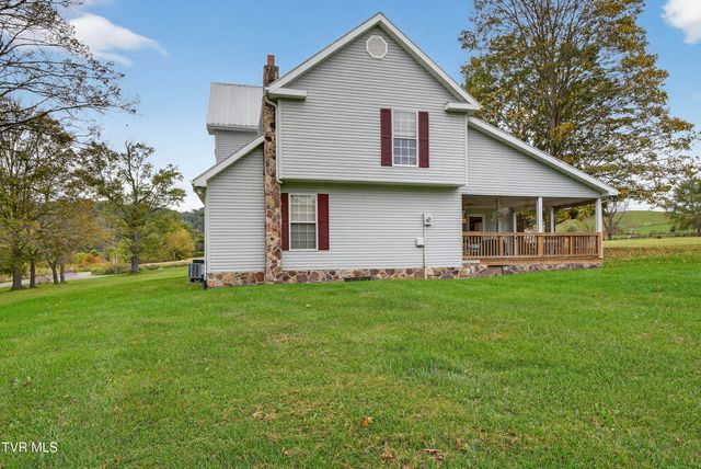 33163 Clinchburg Road, Meadowview, VA 24361