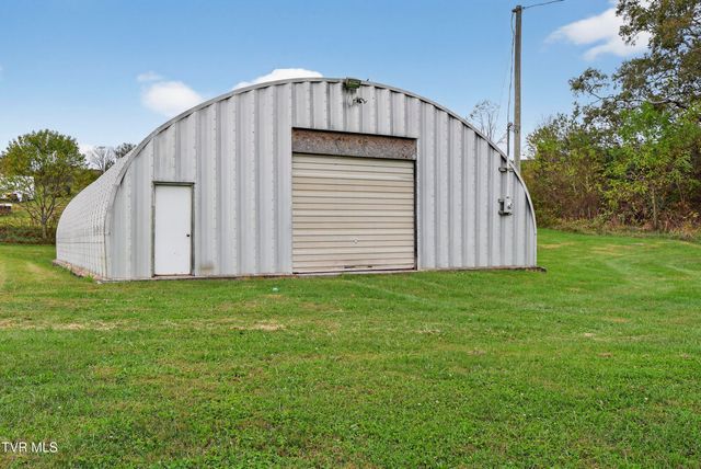 33163 Clinchburg Road, Meadowview, VA 24361