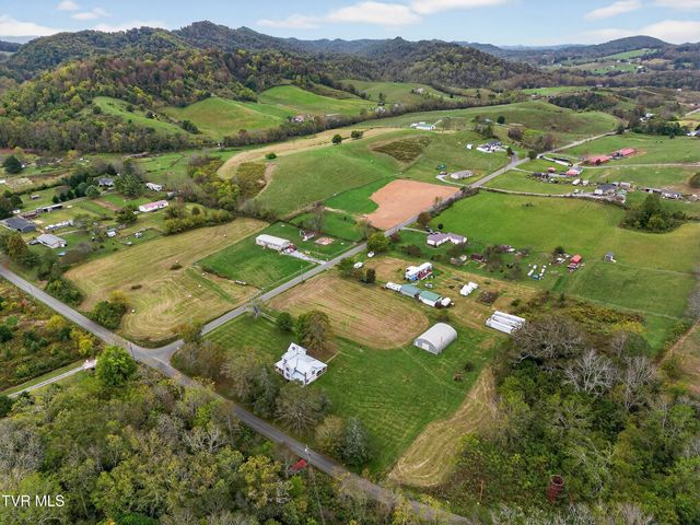 33163 Clinchburg Road, Meadowview, VA 24361