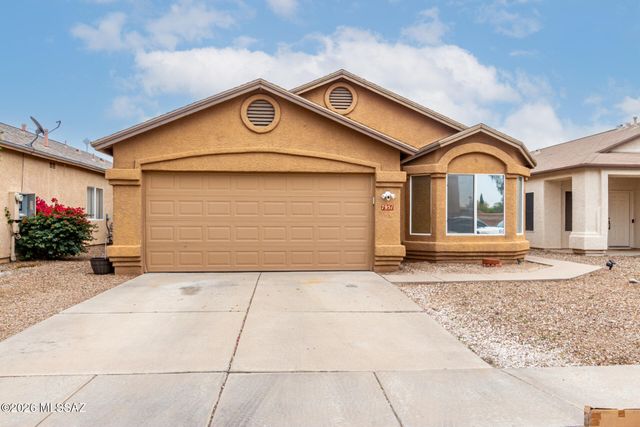 7951 S Wild Primrose Avenue, Tucson, AZ 85747