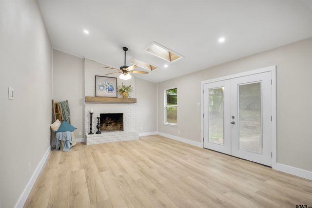 329 Lonestar Lane, Hideaway, TX 75771