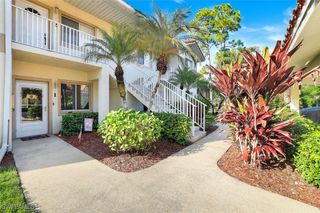 610 Luisa CT 802-1, Naples, FL 34104