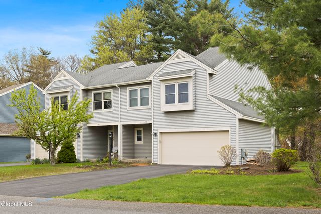 125 Garnett Lane, Guilderland, NY 12159
