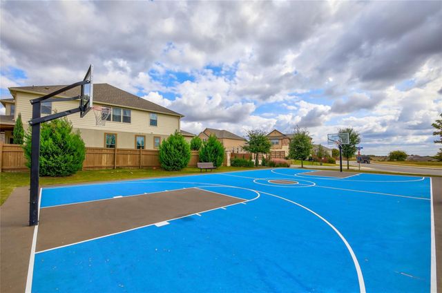 355 Planters LN, Georgetown, TX 78626